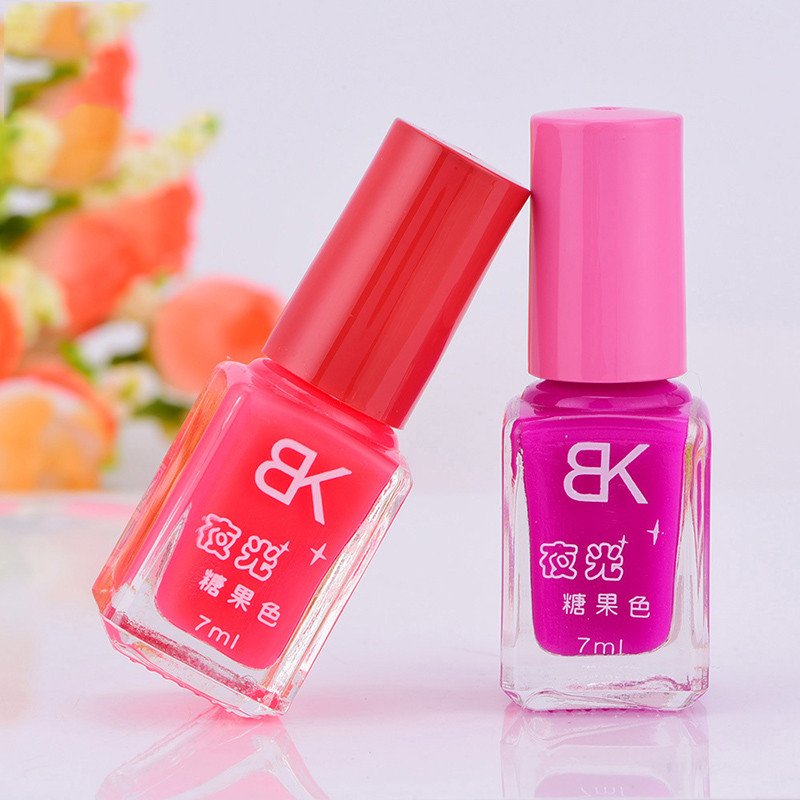 Women's Glow Light Neon Nail Polish